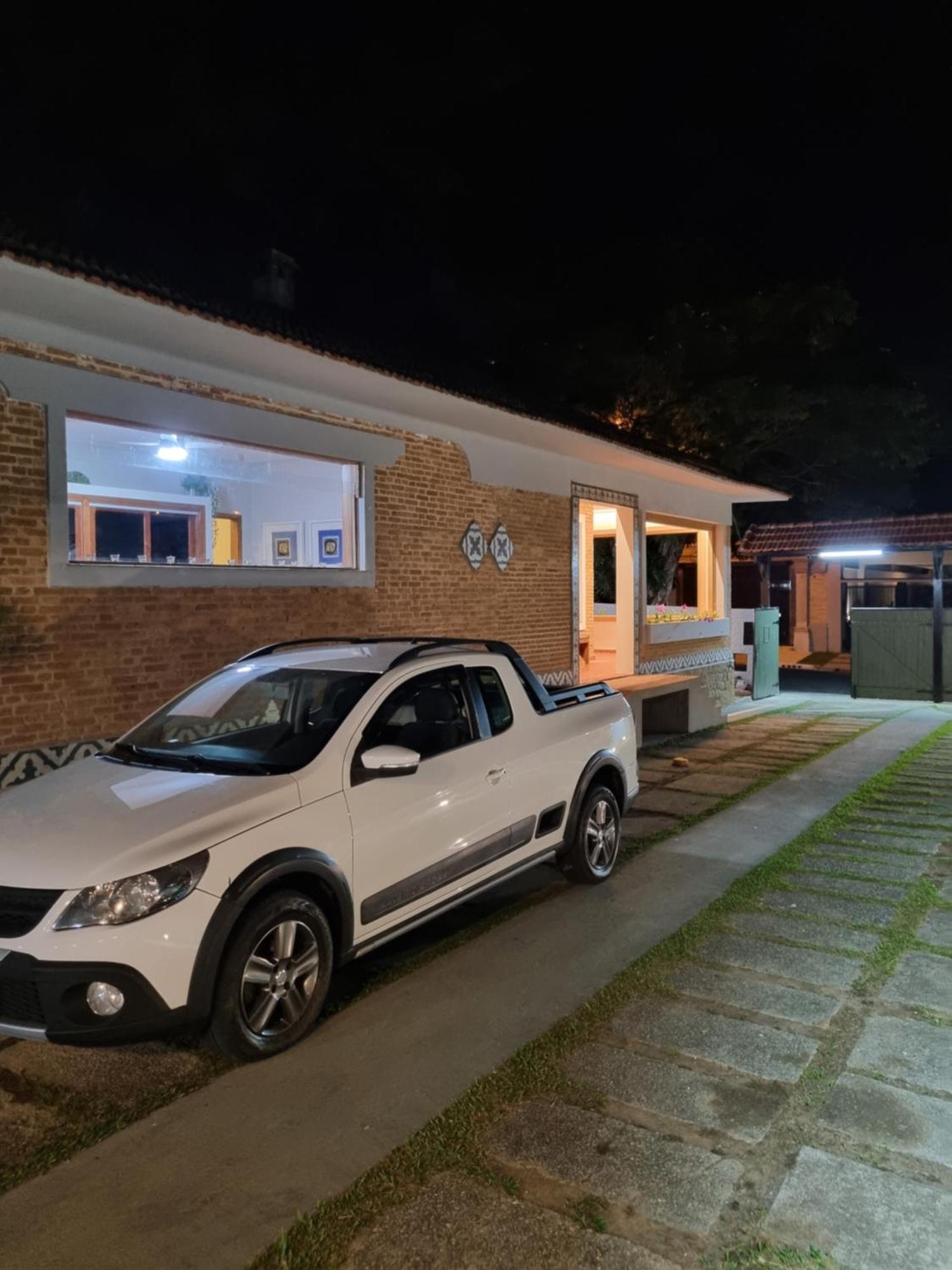 Casa Dom Quixote, Pequena Chacara No Centro Da Cidade Villa Атибая Екстериор снимка