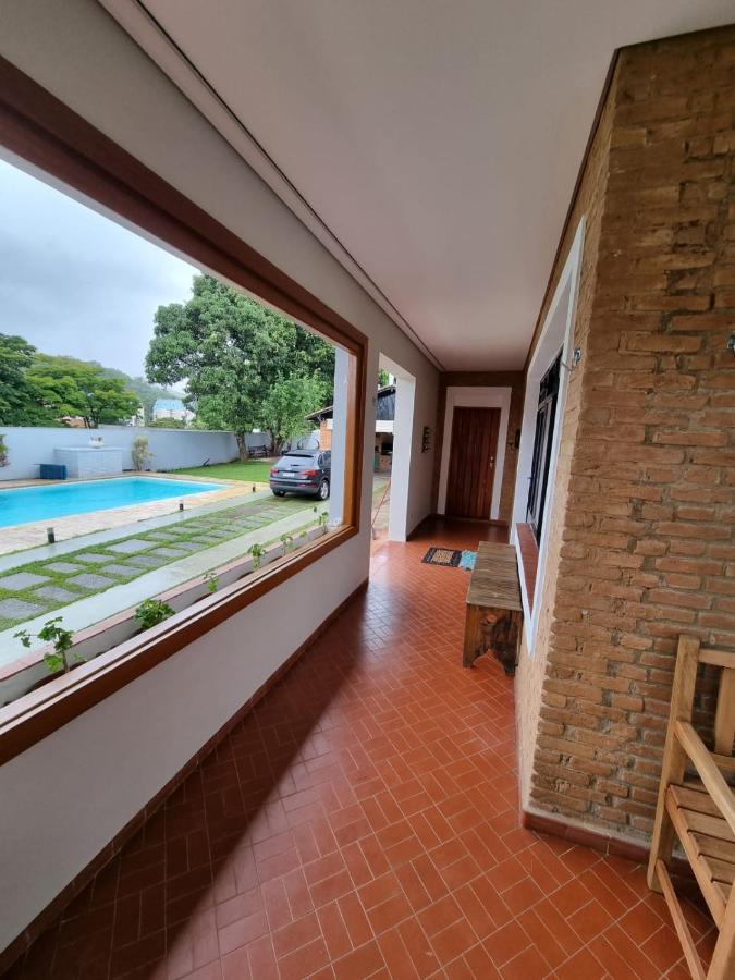 Casa Dom Quixote, Pequena Chacara No Centro Da Cidade Villa Атибая Екстериор снимка